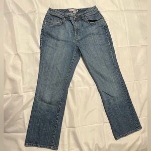 Chico’s Platinum straight leg blue jeans size 0.5 short (6) short